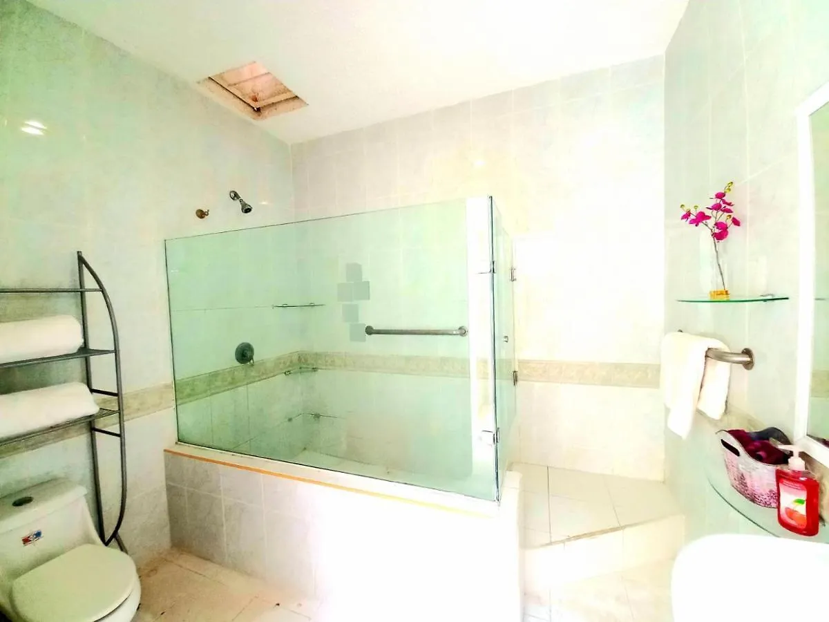 別荘 Casa Zen Para 20 Personas 5 Habitaciones En El Centro De カンクン メキシコ